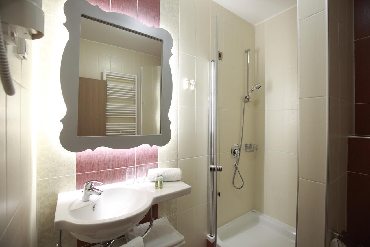 Hotel Raca Sesvete Bilik gambar
